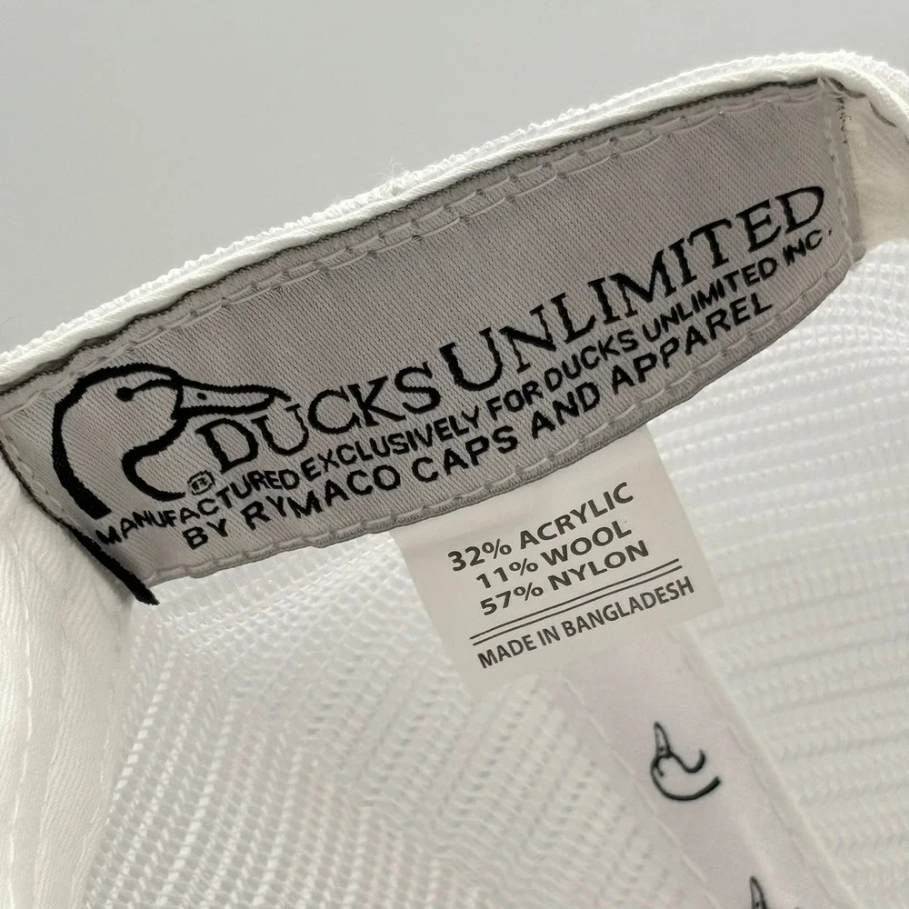 Ducks Unlimited Trucker Hat Grey White Mesh Snapback North America Shield Patch
